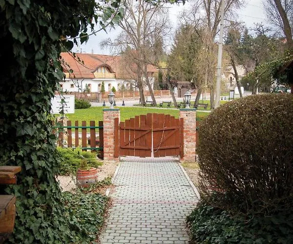 Bed & Breakfast Szepasszony Fogado Eger