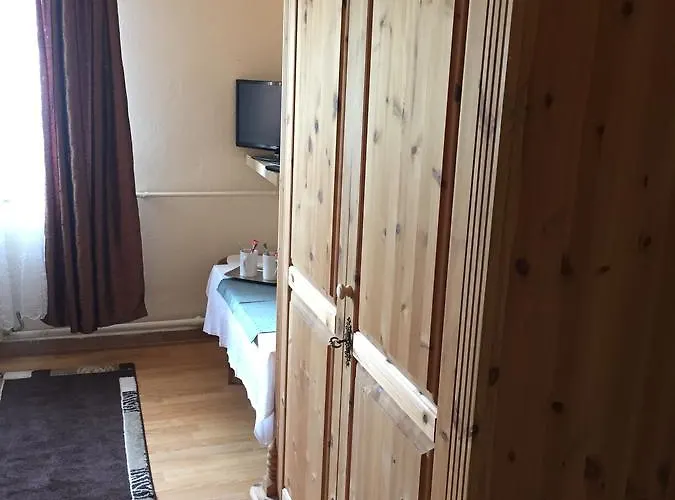 Szepasszony Fogado Bed & Breakfast 3*