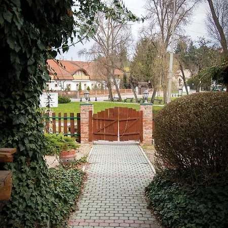 Bed & Breakfast Szepasszony Fogado Eger