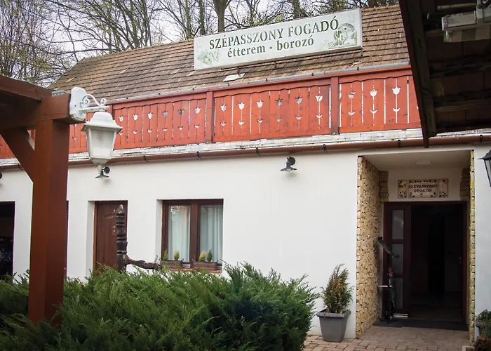 Szepasszony Fogado B&B 3*